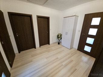 Samostatne stojaci nízkoenergetický 4 izbový bungalov v Most - 13