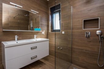 Luxusný dom s vyhrievaným bazénom v Chorvátsku - 13