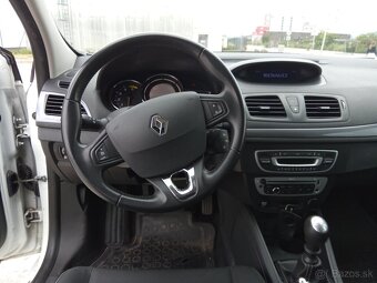 RENAULT MÉGANE 1.5 Dci r.v 2015 - 13