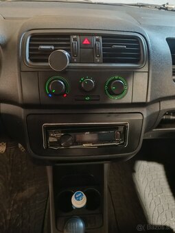 ŠKODA ROOMSTER PRAKTIK 1.2HTP 51KW R.V.2008 - 13