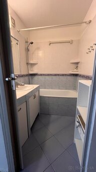 slnečný 2 izbový byt - voľný IHNEĎ - 13