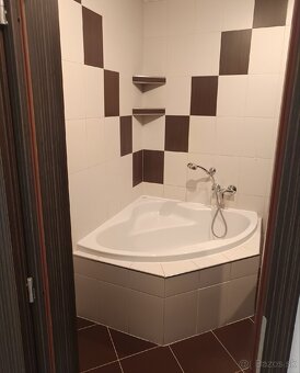 4 izbový byt s loggiou, 76m2 - 13