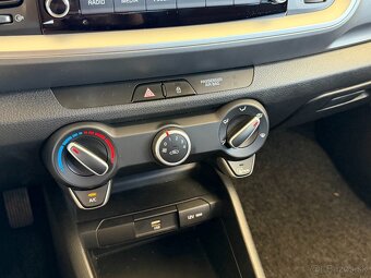 Kia Stonic 1,2 benzín, SR auto 1. majiteľ 2021 - 13