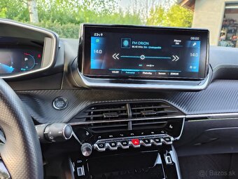 Peugeot 2008 GT 130 ,8 rychlostní automat,23 TKM - 13
