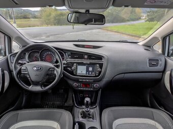 Kia Ceed SW 1.6 CRDi 100 kW136k Gold - 13
