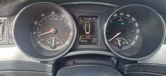 Škoda superb Combi 3.6 V6 DSG 4x4 - 13