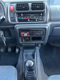 Suzuki Jimny 1.3 Benzín 4x4 - 13