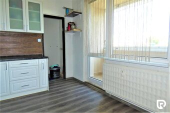 RADO | 4-izbový byt v meste Holíč - 13