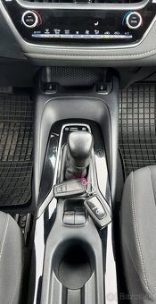 Predám  Toyota Corolla 1.8 Hybrid e-CVT Comfort, 72kW, A/T - 13