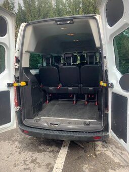 Predám Ford Transit Custom 9 miestny L2H2 - 13
