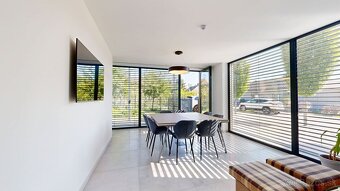 Na prenájom: moderný objekt s ateliérom – Oravné - 13