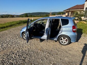 Honda Jazz 1.4 - 13