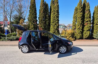 Mitsubishi Colt benzín Automat rv.06/2011 - 13