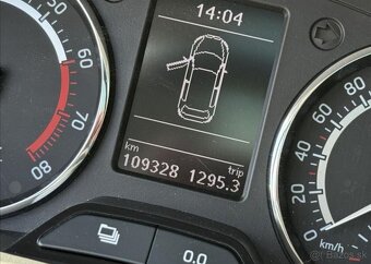 Škoda Rapid 1,2 TSI MONTE CARLO 1.MAJITEL benzín manuál - 13