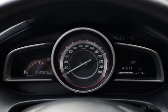 Mazda 3 1.5 Skyactiv -G100 Emotion - 13