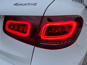 MERCEDES GLC 220d 4MATIC 1.MAJITEL SUPER STAV - 13