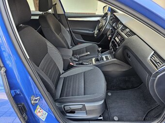 Škoda Octavia Combi 2.0 TDI M6 4x4 Ambition Navi DVD R16 - 13