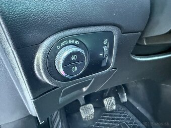 Opel Zafira 2,0 CDTI 7miestne - 13