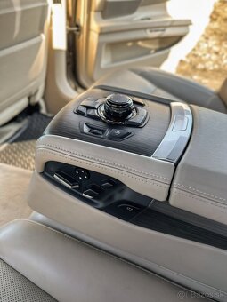 BMW 750Li xDrive 2009 - 13