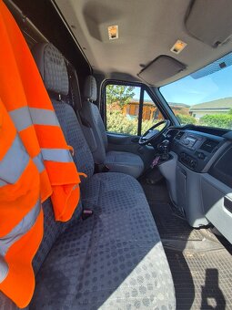 Ford Transit - 13