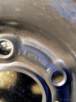 205/60 R16 zimné +plechové disky 6,5Jx16 - 13