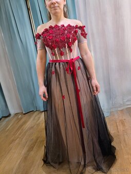 Nove plesove saty S-M vhodne aj na maskarny bal - 13