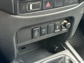 Mitsubishi L 200 Invite 2.2 DID MY20, r.v.: 2020 - 13