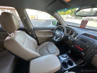 Kia Sorento 2,2 Crdi 4x4 automat TOP stav - 13