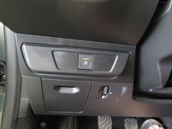 Dacia Sandero 1.0TCe,navi,asistenti,keyless,klima,výhřev - 13
