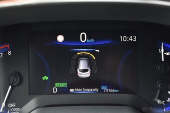 Toyota Corolla Kombi TS 2.0 HYBRID E-CVT SR 2021 DPH - 13
