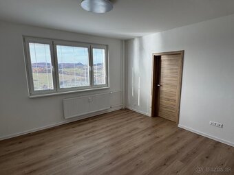 Predám 3 izbový kompet prerobený byt - 13