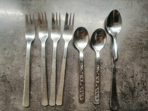 Zberatelstvo,hrnceky , lyzice ,rozne veci retro i novsie - 13