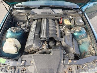 BMW 323i e36 coupé samosvor - 13
