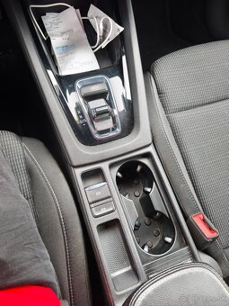 Predám Škoda Octavia IV combi - 13