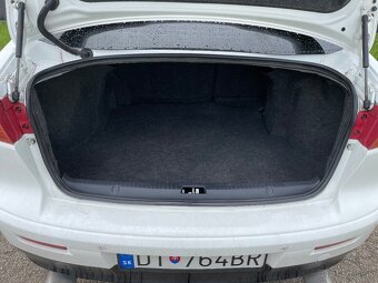 Mitsubishi Lancer 1.5 - 13
