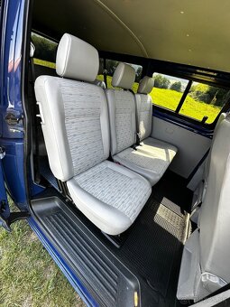 Predám Volkswagen caravelle LONG 2.0tdi 75kw 2012 8miestny - 13