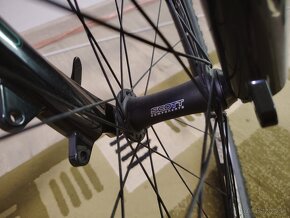 Horský Hardtail bicykel Scott - vysoká výbava - pekný stav - 13