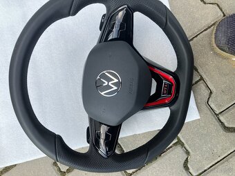 volant kůže DOTYK MULTI s řazením VW GOLF VIII GTI - - 13