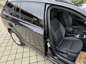 Škoda Octavia Combi 2.0TDi 110kW SKauto vyhr. volant sedadlá - 13