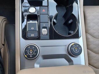 Volkswagen Touareg Atmosphere 210kw, 148 tis km - 13