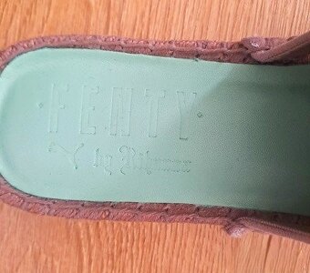NOVÉ Dámske kvalitné šľapky PUMA - 13