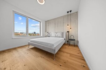 EXKLUZÍVNY MEZONETOVÝ 4i byt ( 103 m2 ), NADSTAVBA, KLÍMA, L - 13