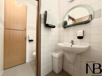 Na predaj kancelárske priestory v centre (70m2), TN - Stará - 13