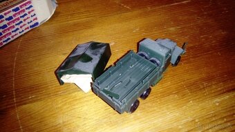 Plastové DDR modely k železnici veľkosť HO a TT - 13