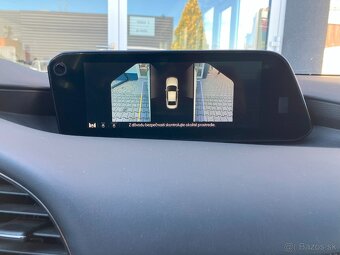 Mazda 3 2.0 Skyactiv 90kW G122 Plus A/T BENZÍN - 13