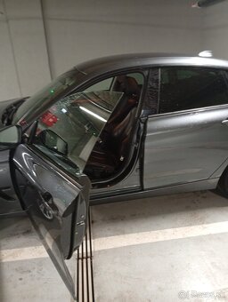 BMW 320d GT Sport - 13