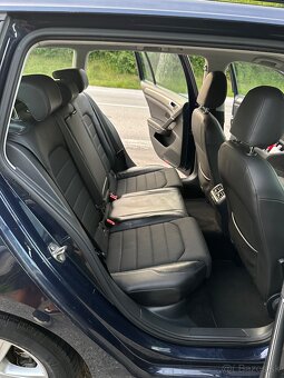 Volkswagen VW Golf 7 Combi 2.0 TDi 110kw Manuál,Highline - 13
