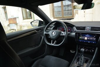 ✳️  Škoda Superb Combi 2.0 TDI SCR Sportline 4x4 DSG - 13