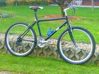 Horský bicykel-Kolesá velkosť 26. - 13