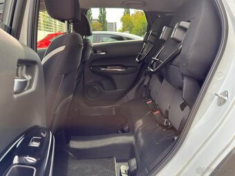Honda JAZZ Crosstar - 13